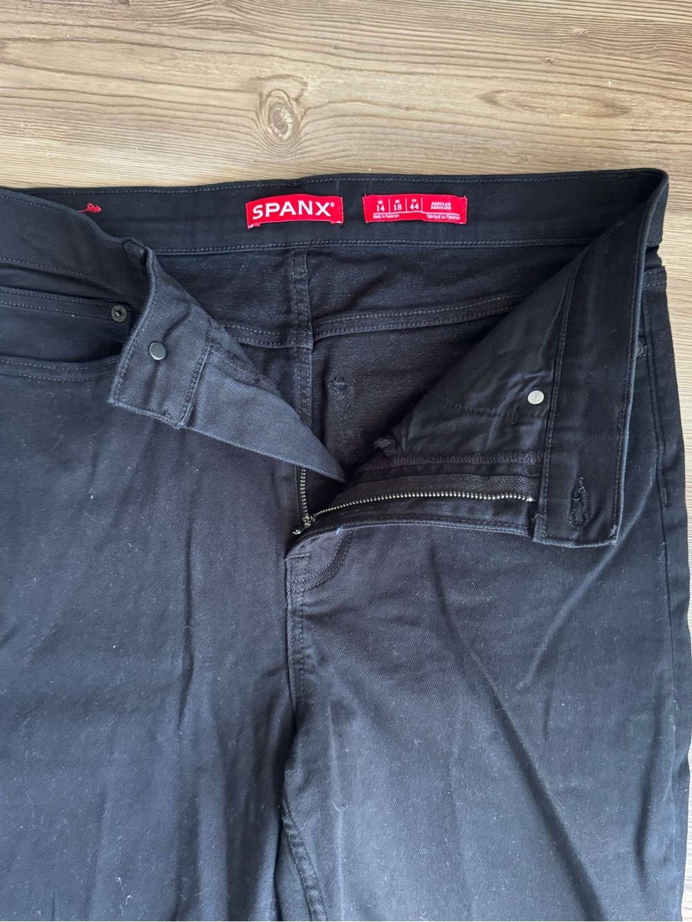 SPANX sculpt ReDefine Slim Straight Jeans